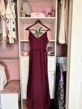 Vera Wang Deep Wine Red V‑Neck Maxi Dress